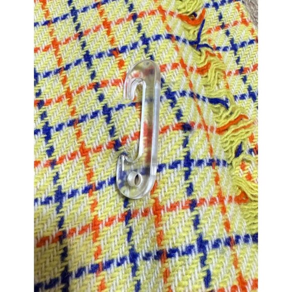 VTG MINI FASHION KILT SKIRT SMALL YELLOW 100% WOOL 70s MISS PAT SAFETY PIN WOMEN - Picture 2 of 4